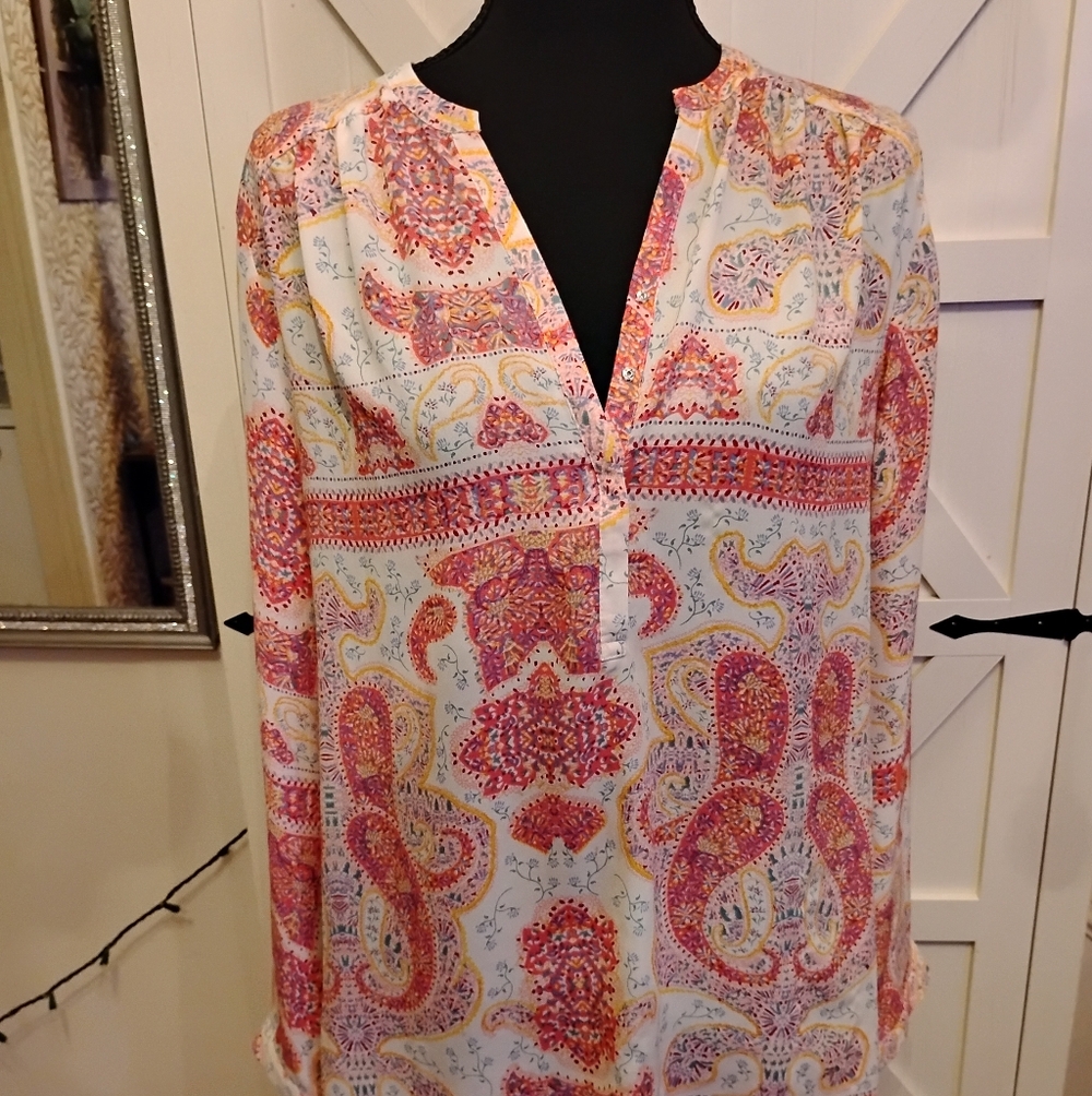 Violet & Claire Colorful Paisley Top